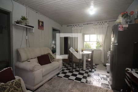 Sala de casa à venda com 2 quartos, 100m² em Cristal, Porto Alegre