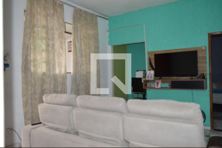 Sala de casa à venda com 2 quartos, 180m² em Olinda, Contagem