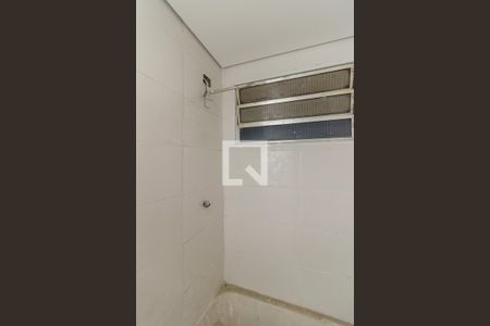 Banheiro de kitnet/studio à venda com 1 quarto, 37m² em Santa Cecília, São Paulo