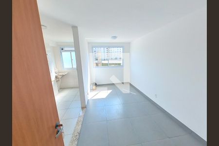 Sala de apartamento para alugar com 2 quartos, 44m² em Jardim Iris, São Paulo