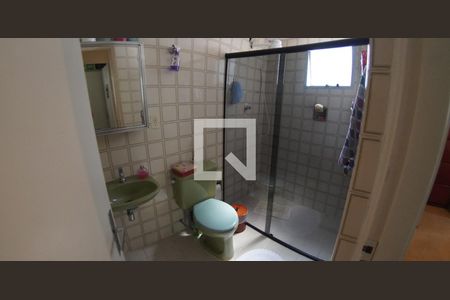 Banheiro de apartamento à venda com 2 quartos, 55m² em Vila São Silvestre, São Paulo