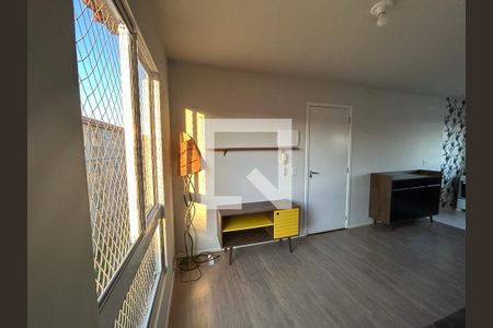 Sala de apartamento à venda com 3 quartos, 56m² em Igara, Canoas