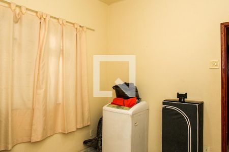 Quarto 2 de casa à venda com 2 quartos, 75m² em Cascadura, Rio de Janeiro