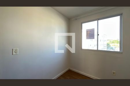 Quarto 1 de apartamento para alugar com 2 quartos, 42m² em Ouro Fino, São José dos Pinhais