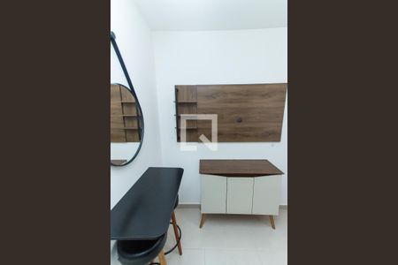 Sala   de kitnet/studio para alugar com 1 quarto, 30m² em Vila Mazzei, São Paulo