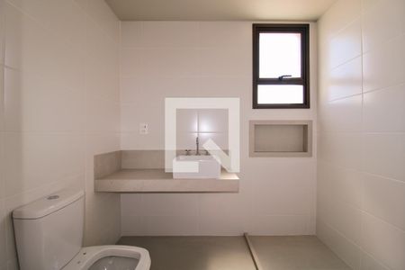 banheiro 1 de apartamento à venda com 4 quartos, 141m² em Prado, Belo Horizonte