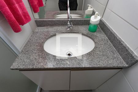 Apartamento à venda com 98m², 3 quartos e 1 vaga Apartamento à venda com 98m², 3 quartos e 1 vagaBanheiro