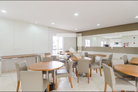 Apartamento à venda com 98m², 3 quartos e 1 vaga Apartamento à venda com 98m², 3 quartos e 1 vagaÁrea comum - Salão de festas