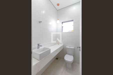 Casa de condomínio à venda com 810m², 4 quartos e 4 vagas Casa de condomínio à venda com 810m², 4 quartos e 4 vagasLavabo