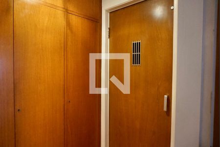 Entrada apartamento  de apartamento à venda com 4 quartos, 180m² em Campo Belo, São Paulo