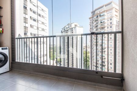 Varanda de apartamento para alugar com 2 quartos, 52m² em Alphaville Empresarial, Barueri