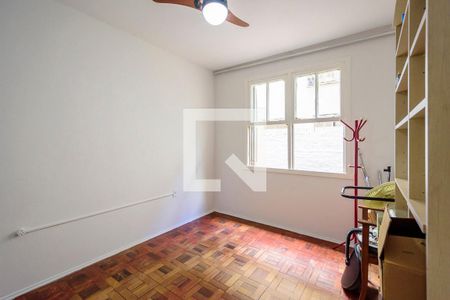 Quarto de apartamento para alugar com 1 quarto, 50m² em Azenha, Porto Alegre