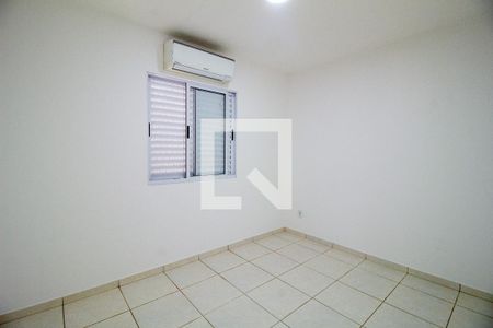 Quarto 2 de casa de condomínio para alugar com 2 quartos, 47m² em Jardim Simus, Sorocaba