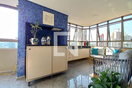 Varanda da Sala de apartamento à venda com 4 quartos, 221m² em Cambuí, Campinas