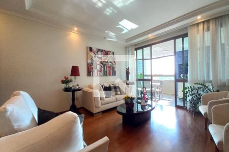 Sala de apartamento à venda com 4 quartos, 221m² em Cambuí, Campinas