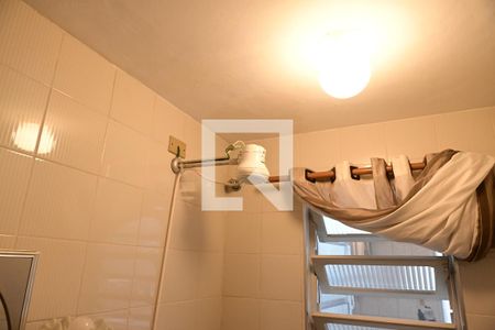 Banheiro da Suíte de casa para alugar com 2 quartos, 70m² em Caiçara, Praia Grande
