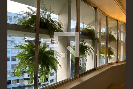 Vista Sala de apartamento à venda com 3 quartos, 160m² em Copacabana, Rio de Janeiro