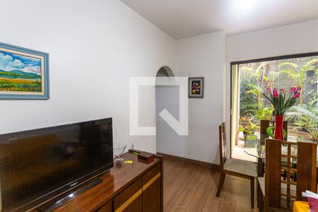 Sala de apartamento para alugar com 3 quartos, 95m² em Colégio Batista, Belo Horizonte