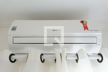 Suíte 1 - Ar Condicionado de casa de condomínio à venda com 3 quartos, 88m² em Vila Esperança, São Paulo