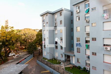 Vista Quarto 1 de apartamento para alugar com 2 quartos, 53m² em Santo Antônio, Porto Alegre