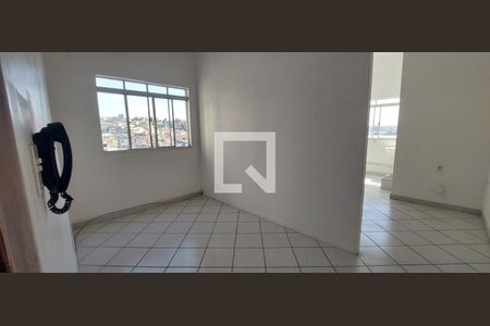 Sala de kitnet/studio para alugar com 1 quarto, 50m² em Vila Luzita, Santo André