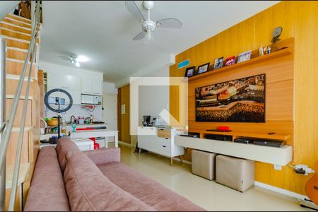 Sala de apartamento para alugar com 1 quarto, 72m² em Armação, Salvador