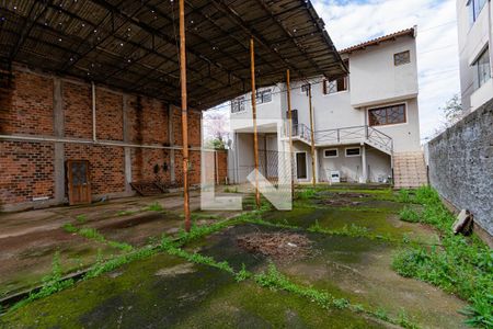 Apartamento para alugar com 150m², 3 quartos e 2 vagas Apartamento para alugar com 150m², 3 quartos e 2 vagasQuintal fundos