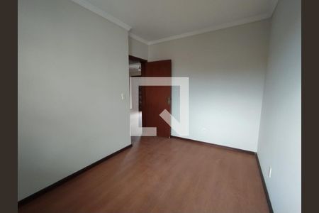 Quarto 1 de apartamento à venda com 3 quartos, 150m² em Bairro Fátima, Canoas