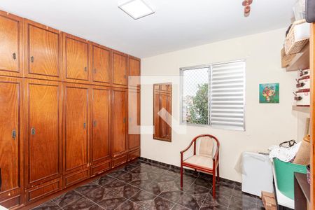 Quarto 2 de apartamento para alugar com 2 quartos, 55m² em Vila Moraes, São Paulo