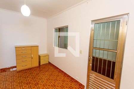 Quarto de casa para alugar com 1 quarto, 60m² em Campanário, Diadema