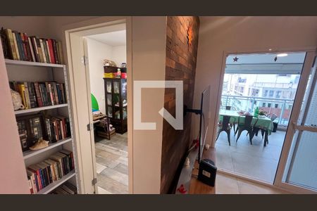 Sala  de apartamento à venda com 2 quartos, 74m² em Pinheiros, São Paulo