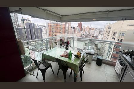 Cozinha  de apartamento à venda com 2 quartos, 74m² em Pinheiros, São Paulo