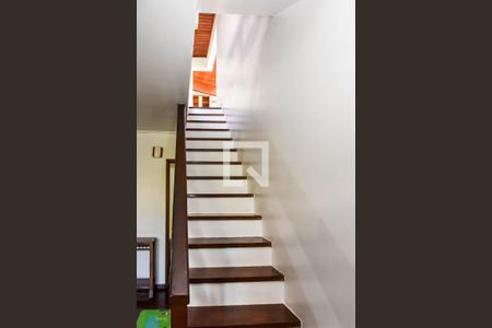 Escada de apartamento à venda com 4 quartos, 258m² em Passo D’areia, Porto Alegre