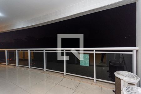 Varanda Sala de apartamento à venda com 4 quartos, 140m² em Camboinhas, Niterói