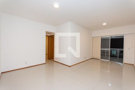 Sala de apartamento à venda com 4 quartos, 140m² em Camboinhas, Niterói