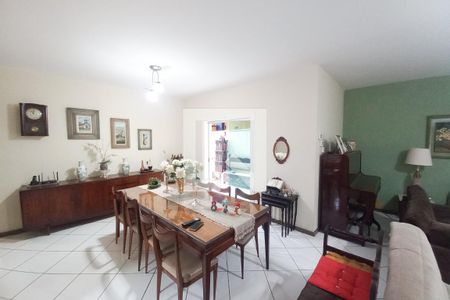 Sala de casa à venda com 3 quartos, 272m² em Santa Branca, Belo Horizonte