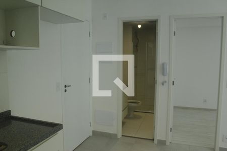 Sala/Cozinha/Área de Serviço de apartamento para alugar com 2 quartos, 34m² em Jardim Taquaral, São Paulo