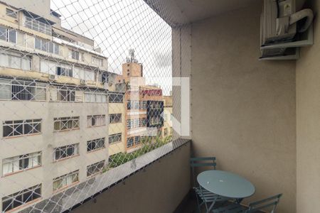 Varanda de kitnet/studio à venda com 1 quarto, 47m² em Vila Buarque, São Paulo