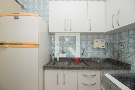 Cozinha de apartamento à venda com 1 quarto, 62m² em Vl Ipiranga, Porto Alegre