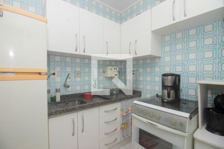 Cozinha de apartamento à venda com 1 quarto, 62m² em Vl Ipiranga, Porto Alegre