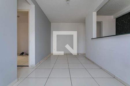 Sala de apartamento para alugar com 2 quartos, 47m² em Vila Mogilar, Mogi das Cruzes