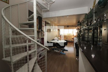 Sala de apartamento à venda com 2 quartos, 113m² em Centro Histórico, Porto Alegre