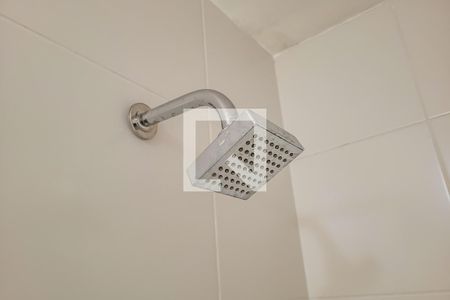 Banheiro de apartamento à venda com 1 quarto, 47m² em Alphaville Empresarial, Barueri