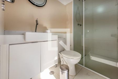 Banheiro de apartamento à venda com 1 quarto, 47m² em Alphaville Empresarial, Barueri