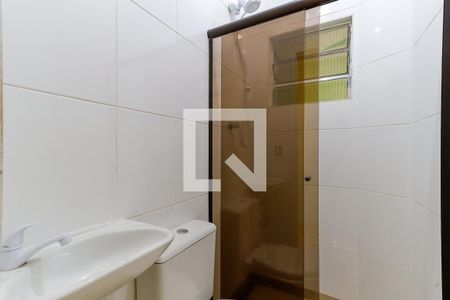 Banheiro de apartamento para alugar com 1 quarto, 25m² em Vila Paiva, São Paulo