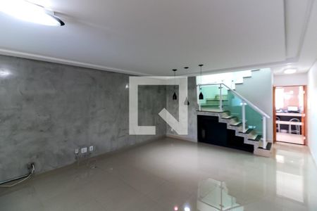 Sala de casa à venda com 3 quartos, 175m² em Jardim Primavera (zona Norte), São Paulo