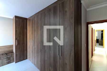 Quarto 1 de casa à venda com 3 quartos, 175m² em Jardim Primavera (zona Norte), São Paulo