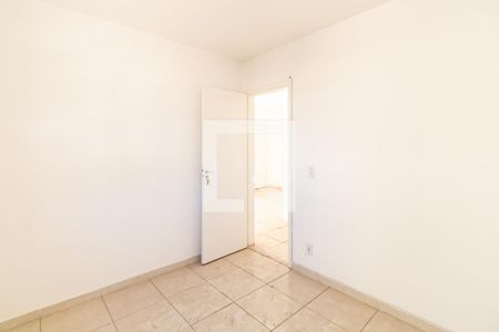 Quarto 2 de apartamento à venda com 2 quartos, 48m² em Cabral , Contagem