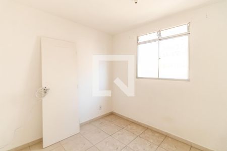 Quarto 2 de apartamento à venda com 2 quartos, 48m² em Cabral , Contagem