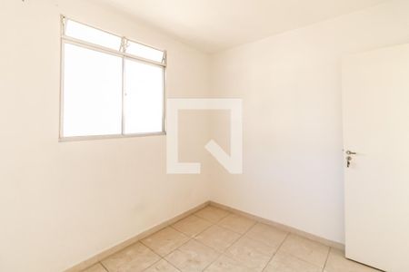 Quarto 2 de apartamento à venda com 2 quartos, 48m² em Cabral , Contagem